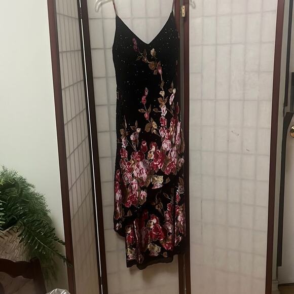 JOVANI SEQUINS BEADED MULTICOLORED 100% SILK SPAGHETTI STRAPS‎ DRESS SIZE 12 - Picture 1 of 4
